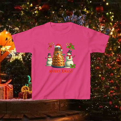 Doctor Who Dalek Christmas Kids T-shirt — Posing with Snowmen