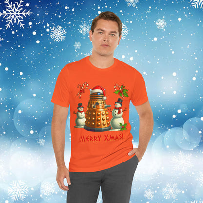Doctor Who Dalek Christmas T-shirt — Posing with Snowmen