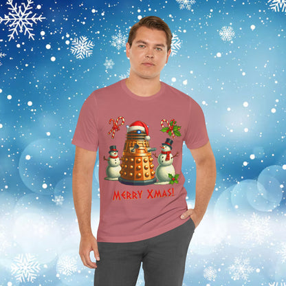 Doctor Who Dalek Christmas T-shirt — Posing with Snowmen