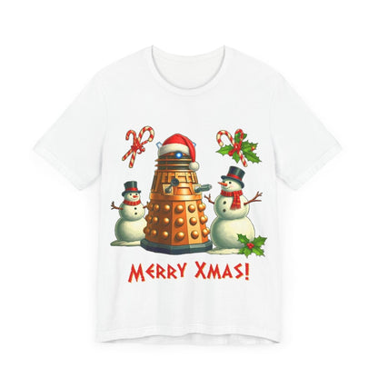 Dalek posing with Snowmen - Heavy Cotton T-shirt - soapbox169 - A Little Gift Shop