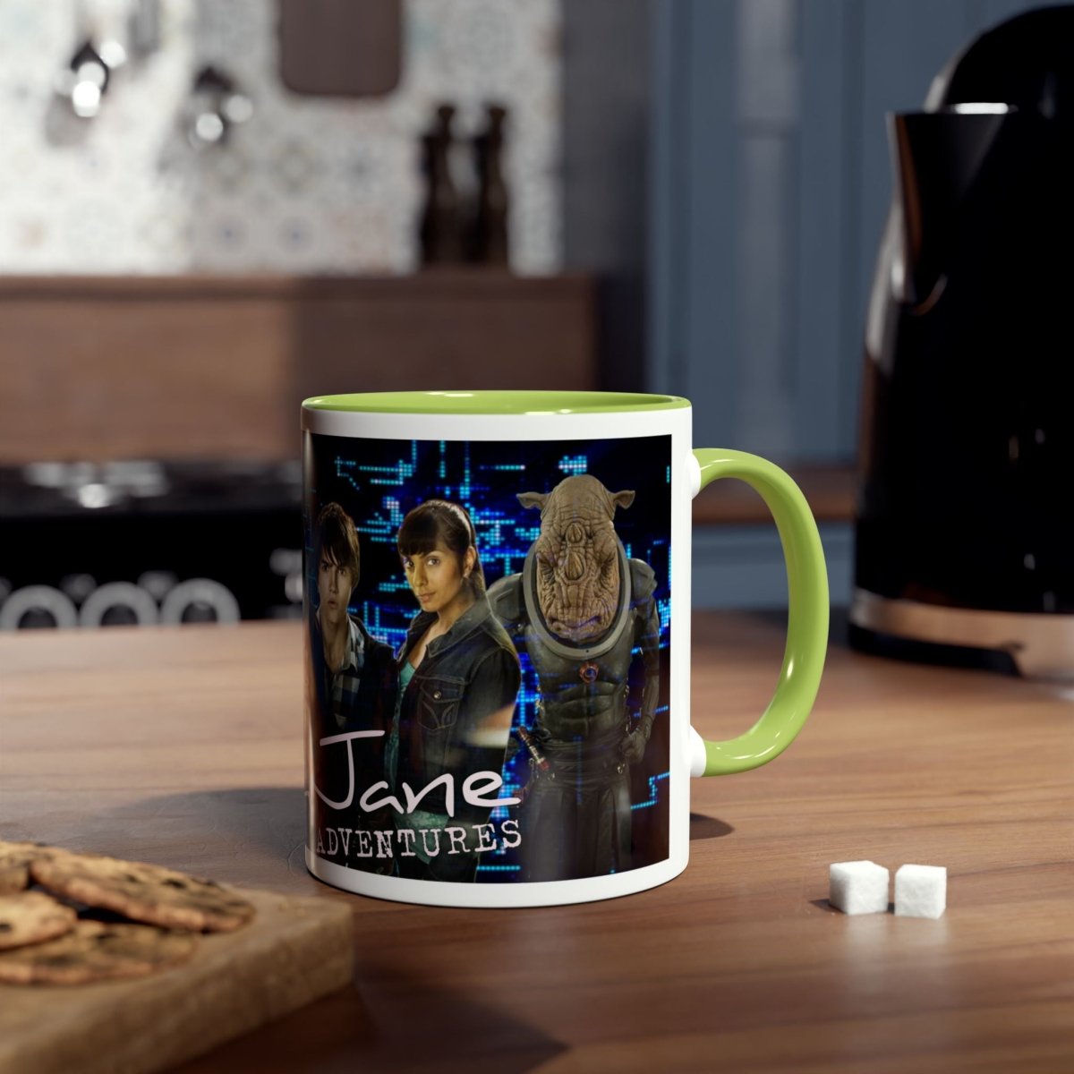 "The Sarah Jane Adventures" The New Gang mug with Season 3 Foes - Mug